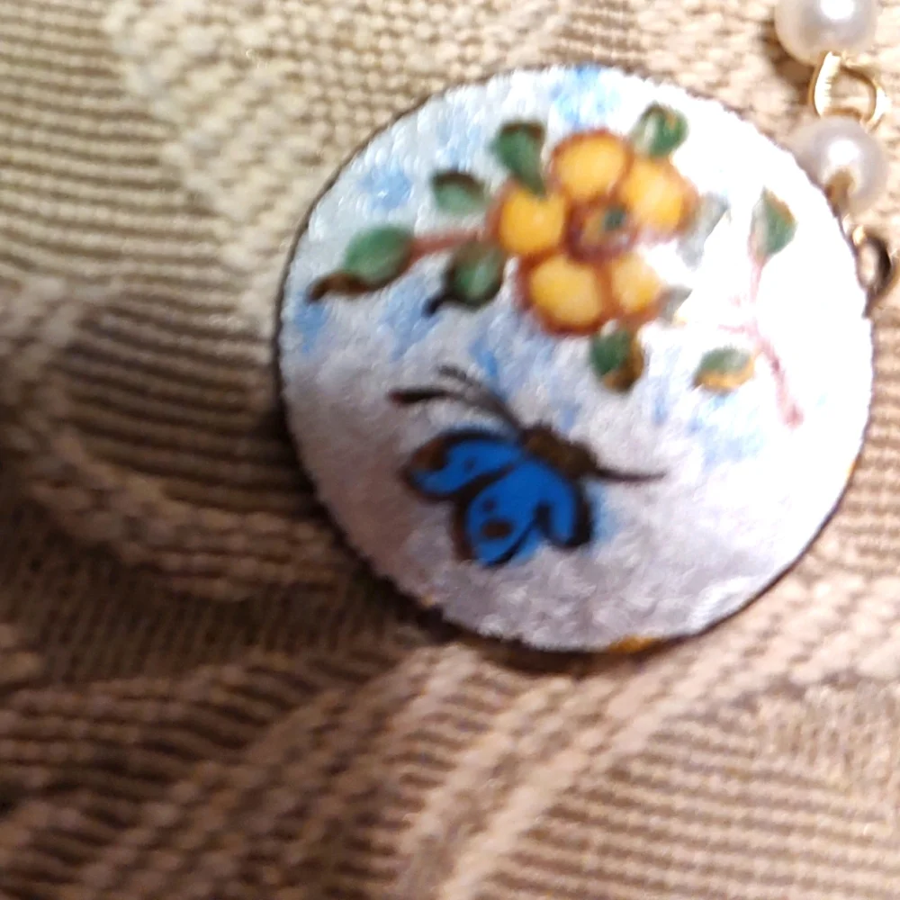 🌼🦋🪻Precious Vtg Dainty Hand Painted Floral Enameled Sweater Clip Chatelain - Picture 6 of 10